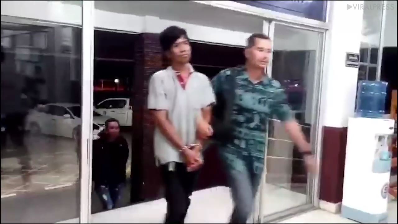 タイの男性が窃盗